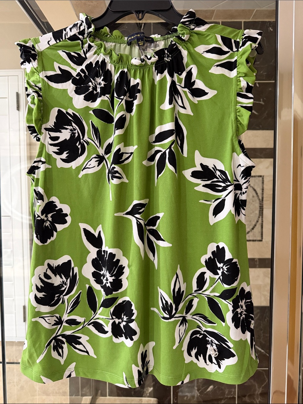 Adrienne Vittadini Green Black White Floral Ruffle-Neck Tank